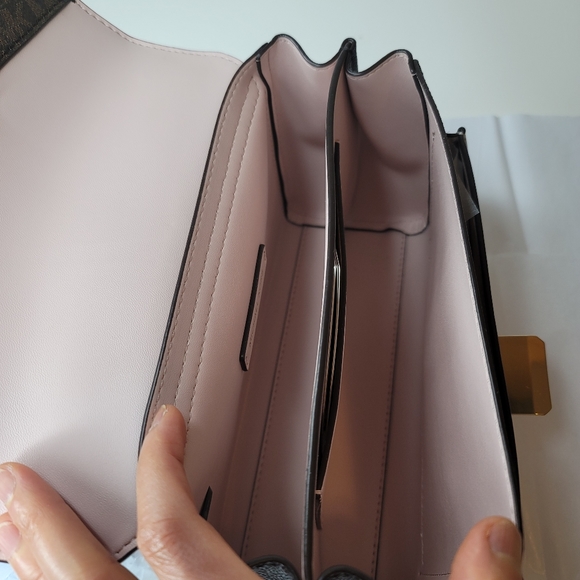 Michael Kors cross body bag - Picture 12 of 16